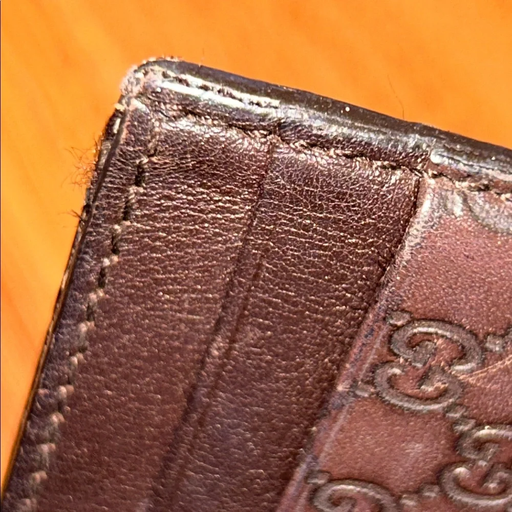 Authentic Gucci Microguccissima Card Case / Card Holder